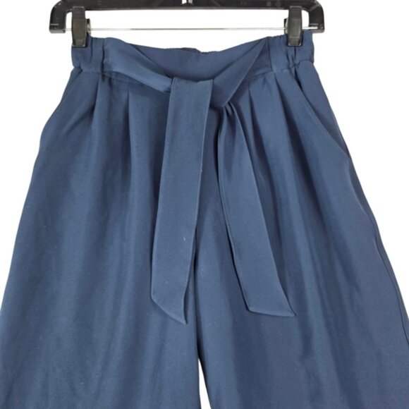 Lululemon Noir Crop wideleg pull on pants - Picture 2 of 6